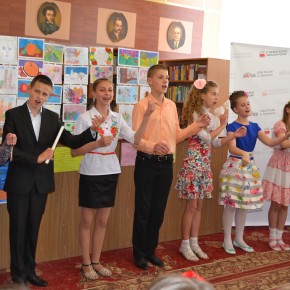 Uroczystość ostatniego dzwonka na Sobotnich Kółkach Twórczych w Domu Polskim