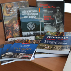 Wizyta przedstawicieli IPN w Domu Polskim